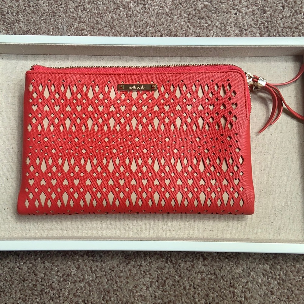 Stella & Dot Coral Clutch